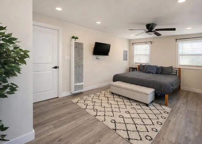 Cozy Corner Charming 1br With Wifi * Skokie